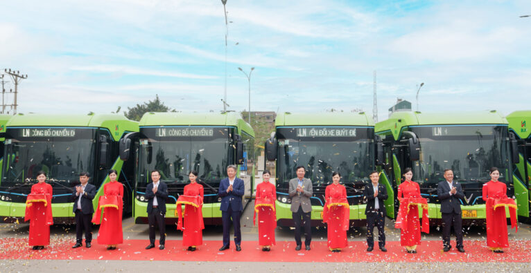 LIÊN NINH CHÍNH THỨC CHUYỂN ĐỔI 100% ĐỘI XE SANG XE BUÝT ĐIỆN